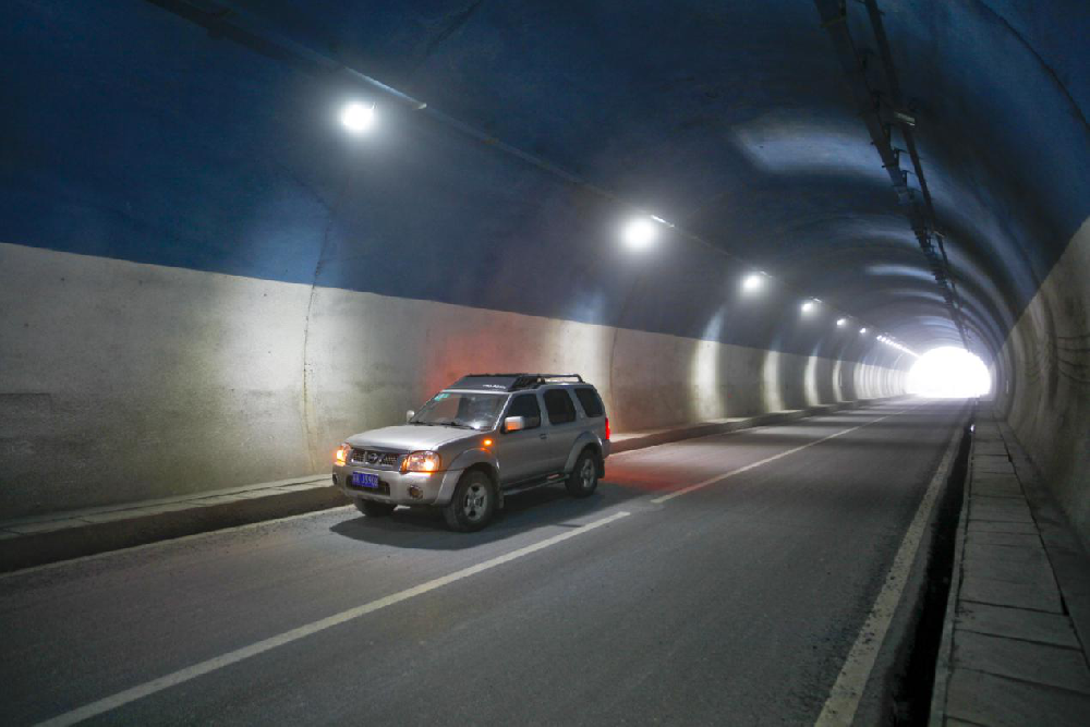 贵州小磨王隧道